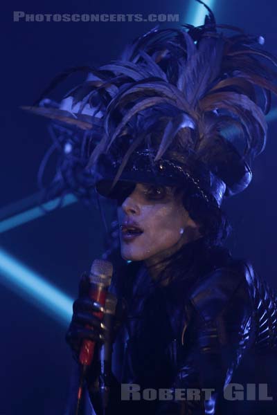 IAMX - 2018-03-05 - PARIS - La Machine (du Moulin Rouge) - 